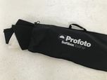 Profoto softbox RF 2x3 plus ring.