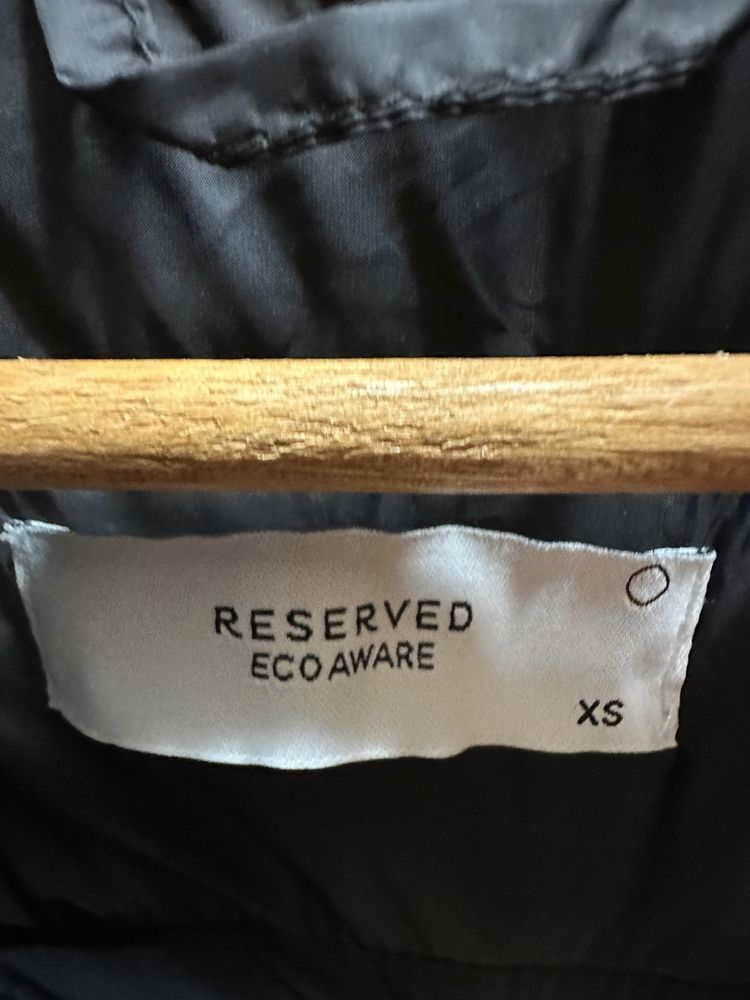 Куртка XS Reserved
