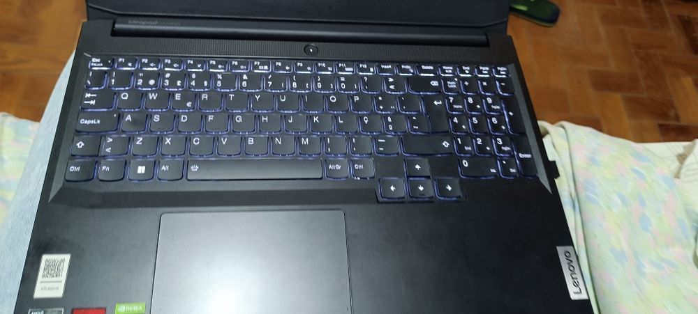 Portátil Lenovo ideapad3