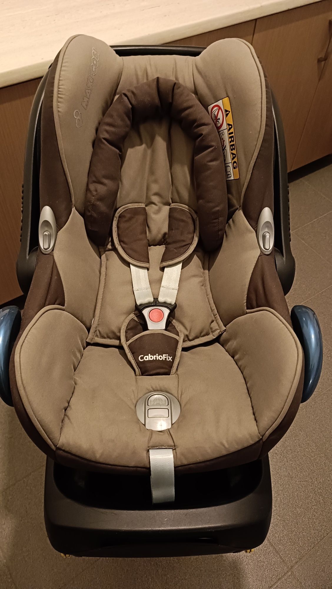 MAXI COSI fotelik CabrioFix