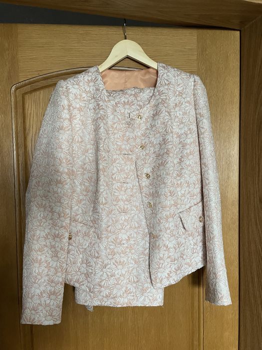 Костюм женский