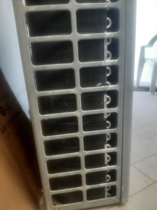 Máquina exterior Ar condicionado (para peças)