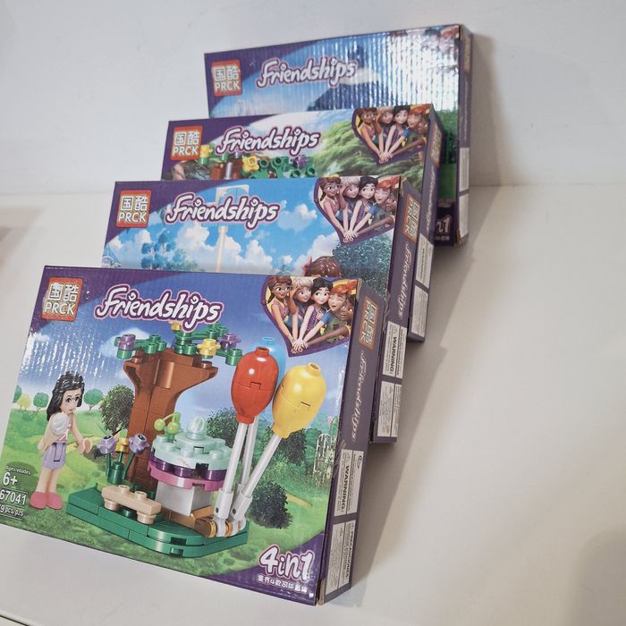 Klocki dla dziewczynki zesraw 4 pudełka