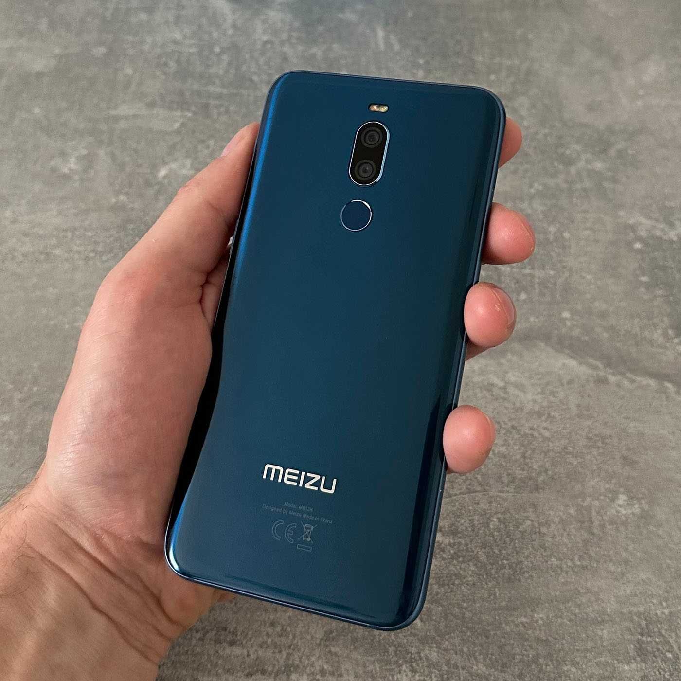 Смартфон Meizu X8 Global (6.2" IPS / 8 ядер / 4 ГБ / 64 ГБ / Android)