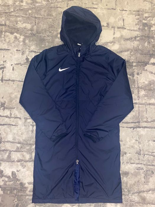 Зимова куртка Nike (S)