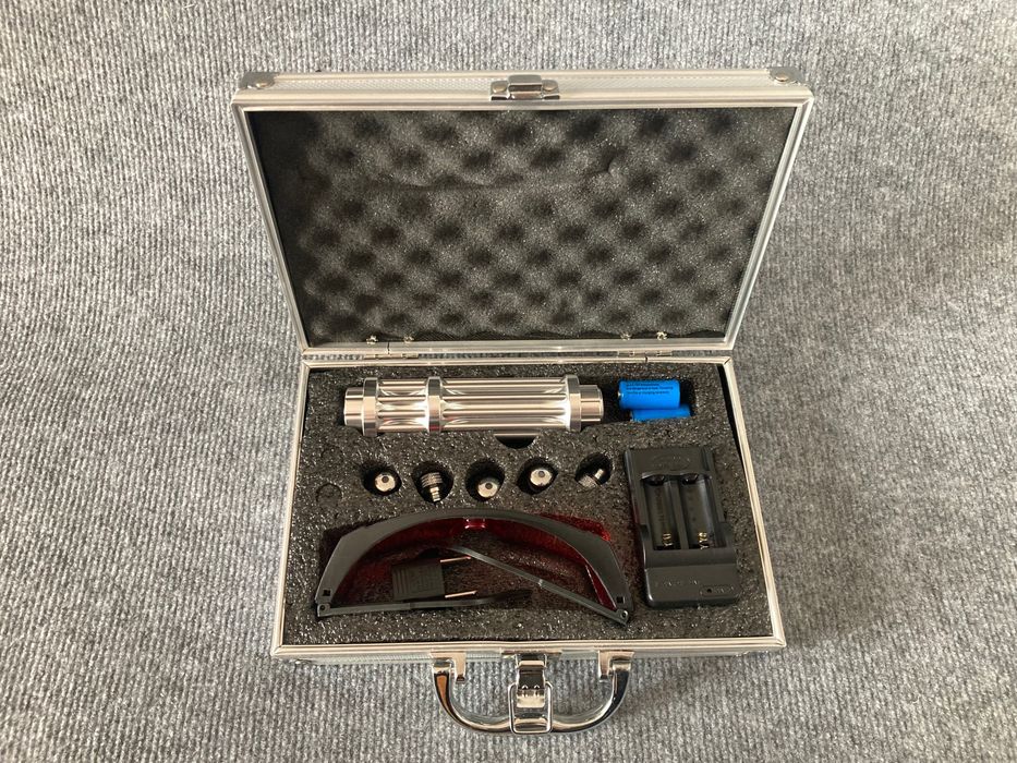 Mocny laser 5000mW niebieski wskaźnik wypalający