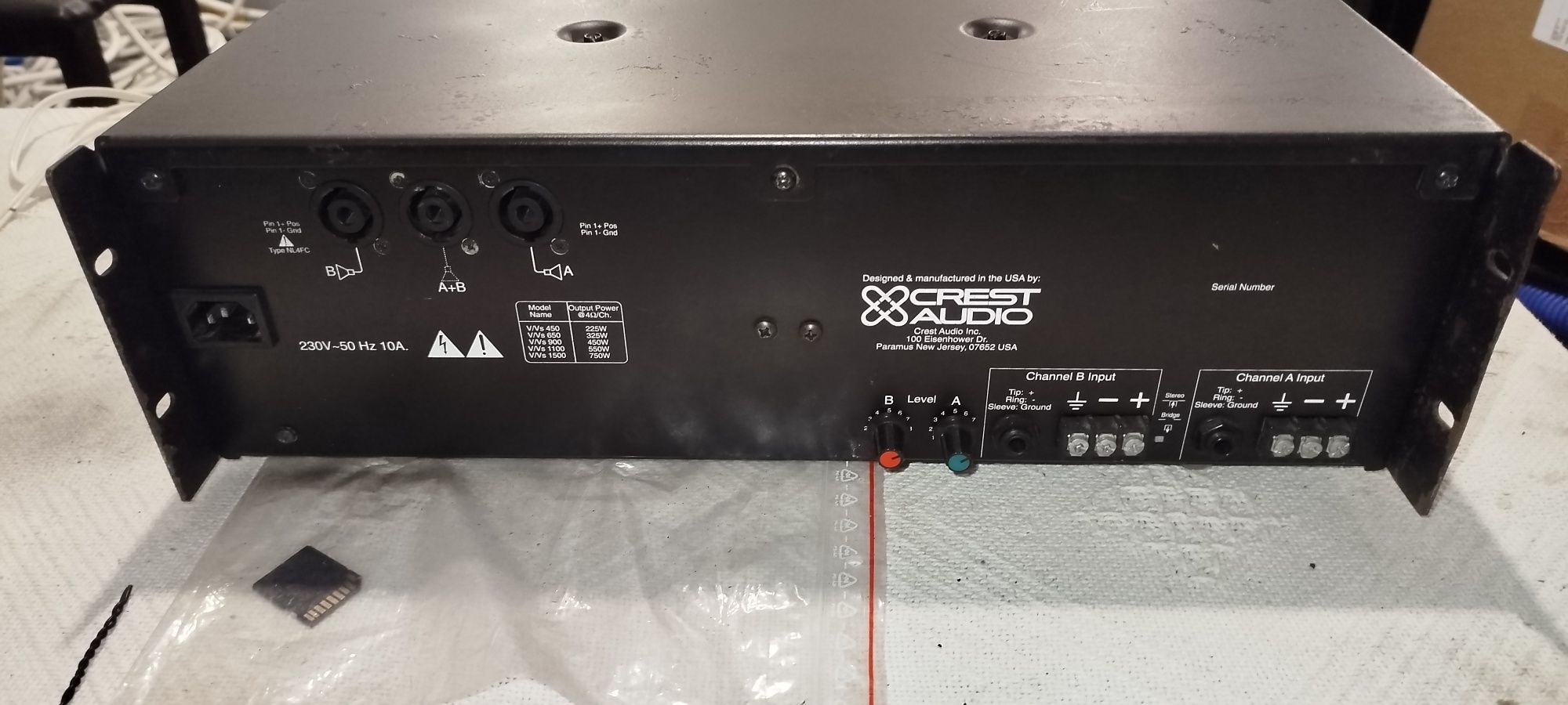 Końcówka mocy CrestAudio VS900
