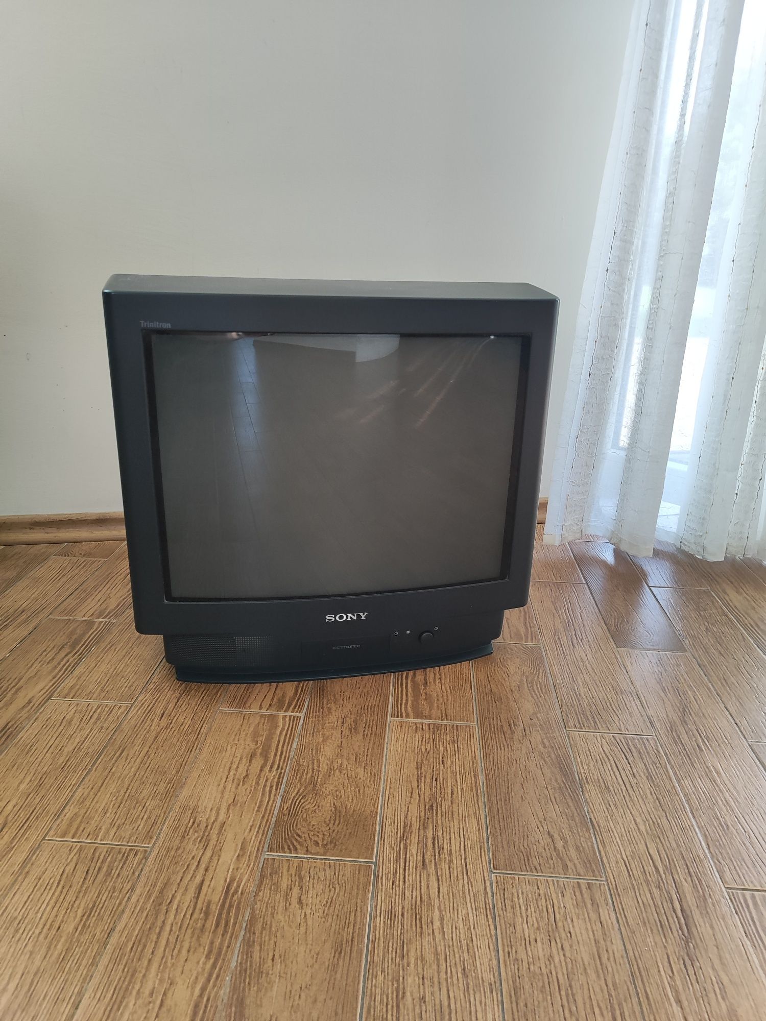 Sony Trinitron KV-M2171K – telewizor CRT 21" (retro, RGB SCART)