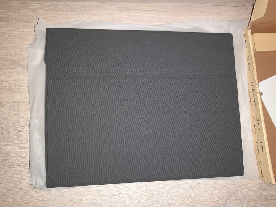 Etui ochronne do iPada 10,2" 7/8 i 9 gen z klawiaturą Bluetooth