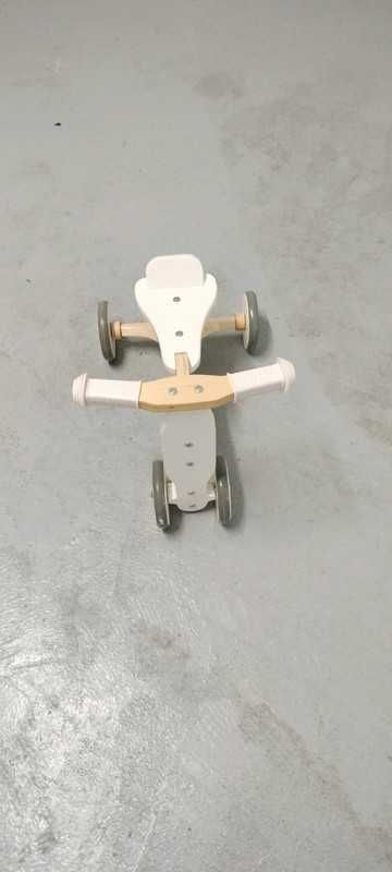 Triciclo Madeira