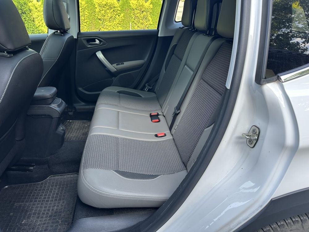 Peugeot 2008 benzyna automat salon pl 1właściciel bezwypadkowy kamera