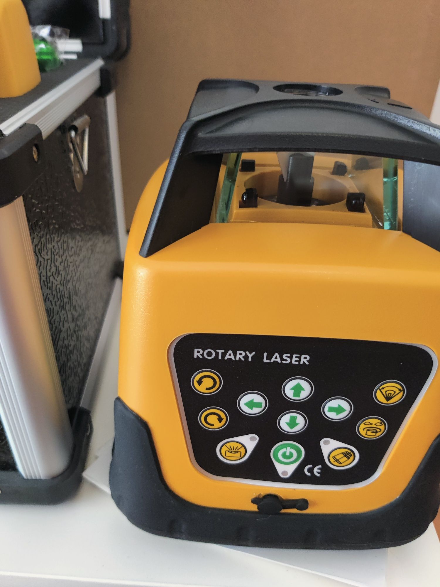 Nível Laser ROTATIVO (linha VERDE) Alcance 500 m. NOVO!