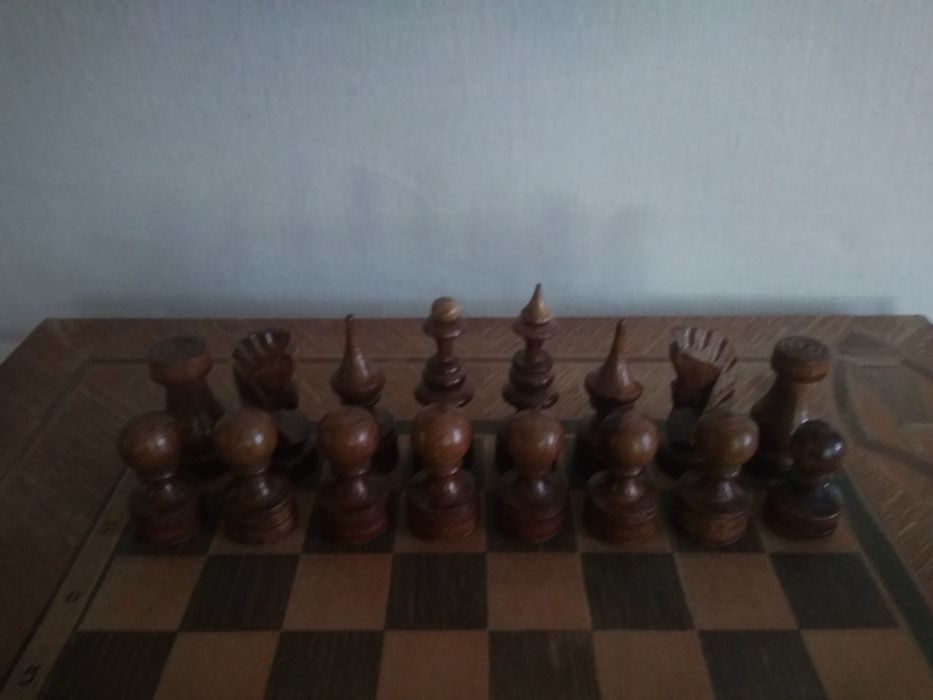 Шахматы ручной работы.