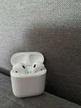 Apple Airpods (2. generacji)