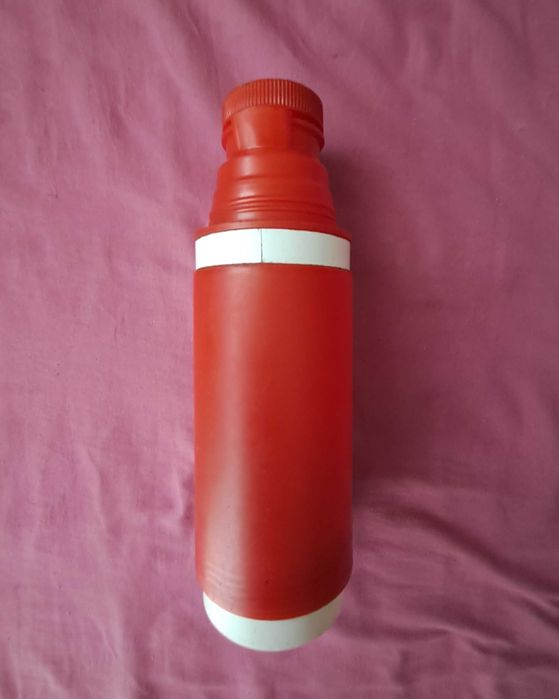 Oprawa termosa plastikowa PRL 0,7l  bez wkładu z zakrętką