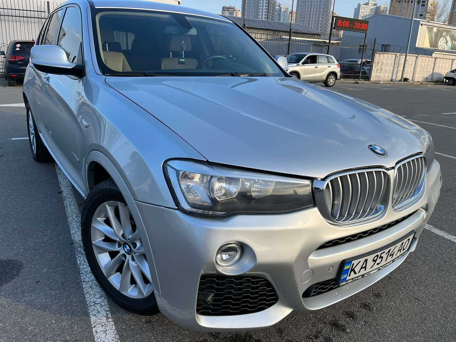 Автомобіль BMW X3 2012 року