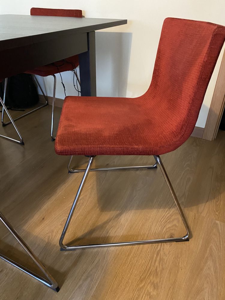 Mesa de refeiçao extensivel + cadeiras
