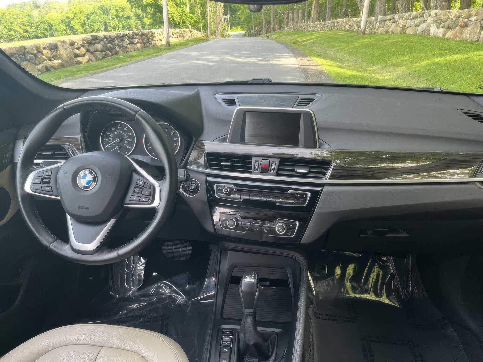 2017 BMW X1 xDrive28i