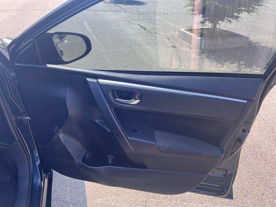 Toyota Corolla 1.33 2013 р. 6-мех.