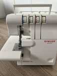 Máquina Corte e Cose Singer Ultralock