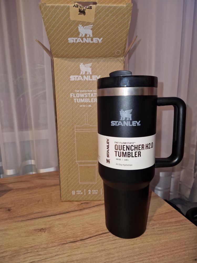 Nowy Kubek Termiczny Stanley ze słomką 1.18 L Quencher H2.0 Tumbler