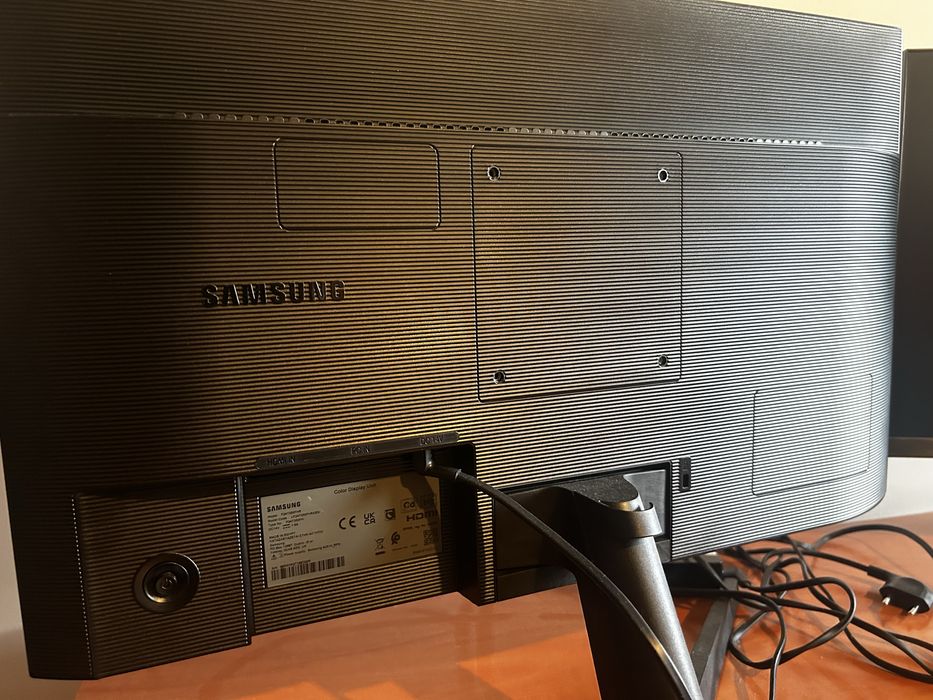 Pack 2x Samsung 24” F24T350FHR + Suporte Dual + HDMI | Para Trabalho