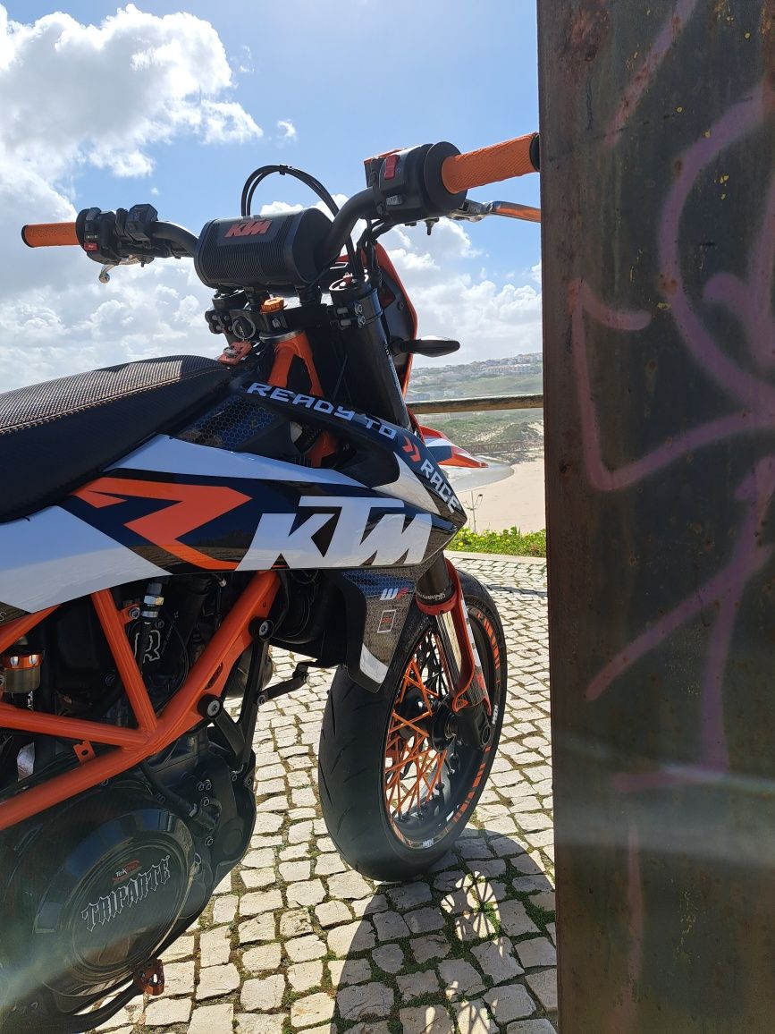 2022 Ktm 690 SMC-R Full extras