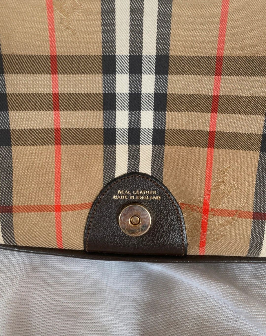 Mala / Carteira Burberry