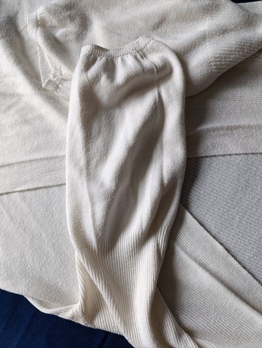 Biała narzutka r. 36