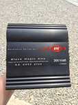 Wzmacniacz Black Magic SX 4002 plus 300 Watt