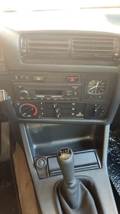Vendo BMW 316 …………………………………..