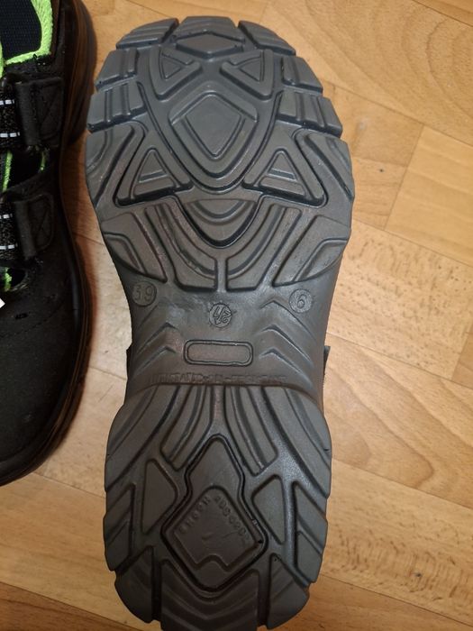 Робочі сандалі захисні