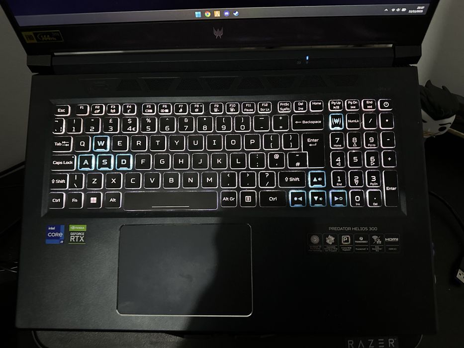 Portátil Gaming Acer Predator Helios 300 PH317-55