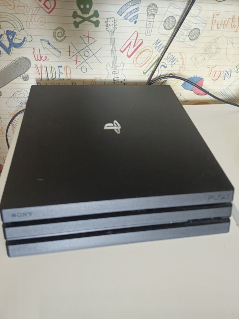 Ігрова приставка PlayStation 4 Pro 1TB