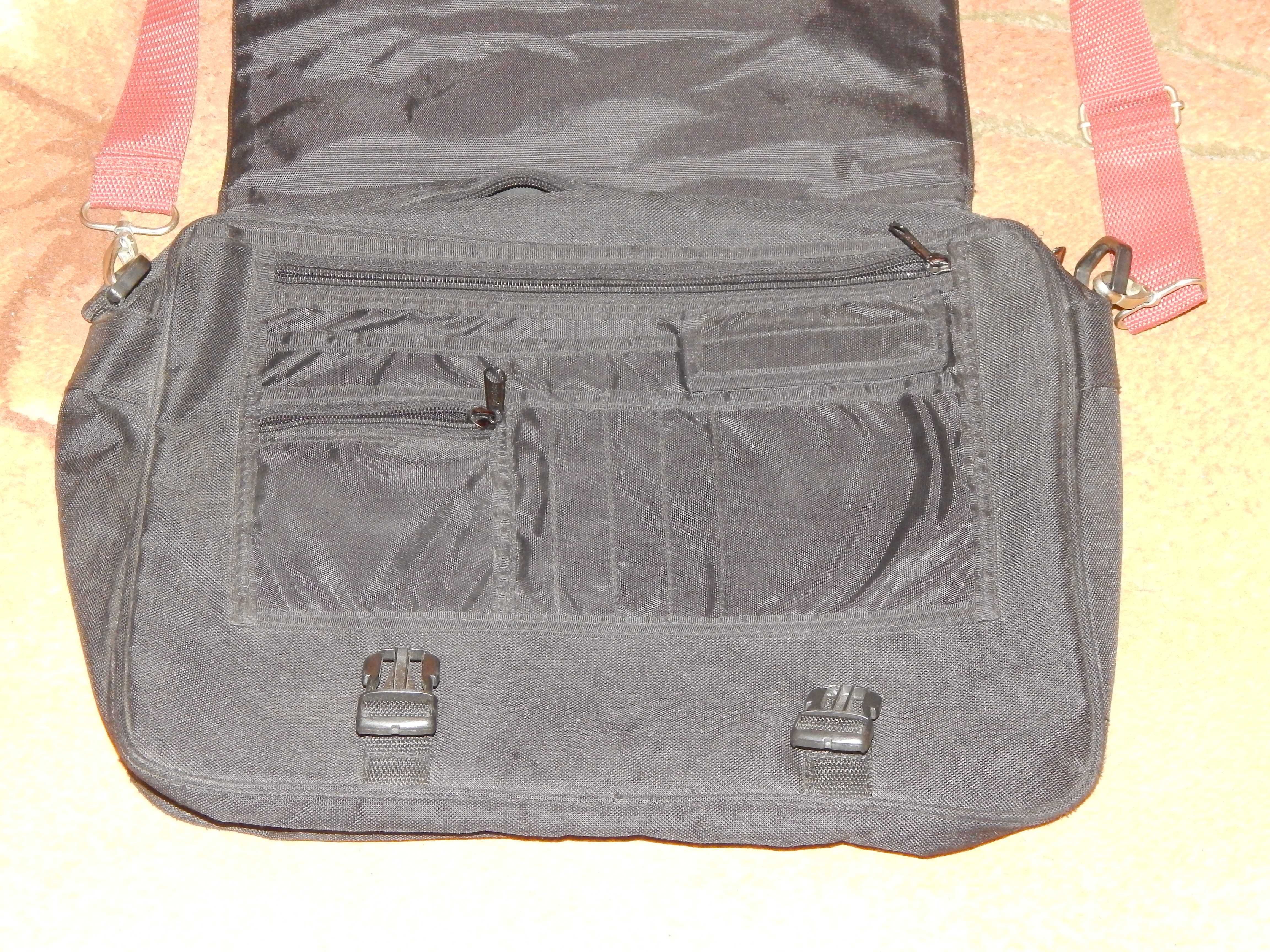 Портфель, сумка универсальная для ноутбука и планшета, р-р 40*30*10 см