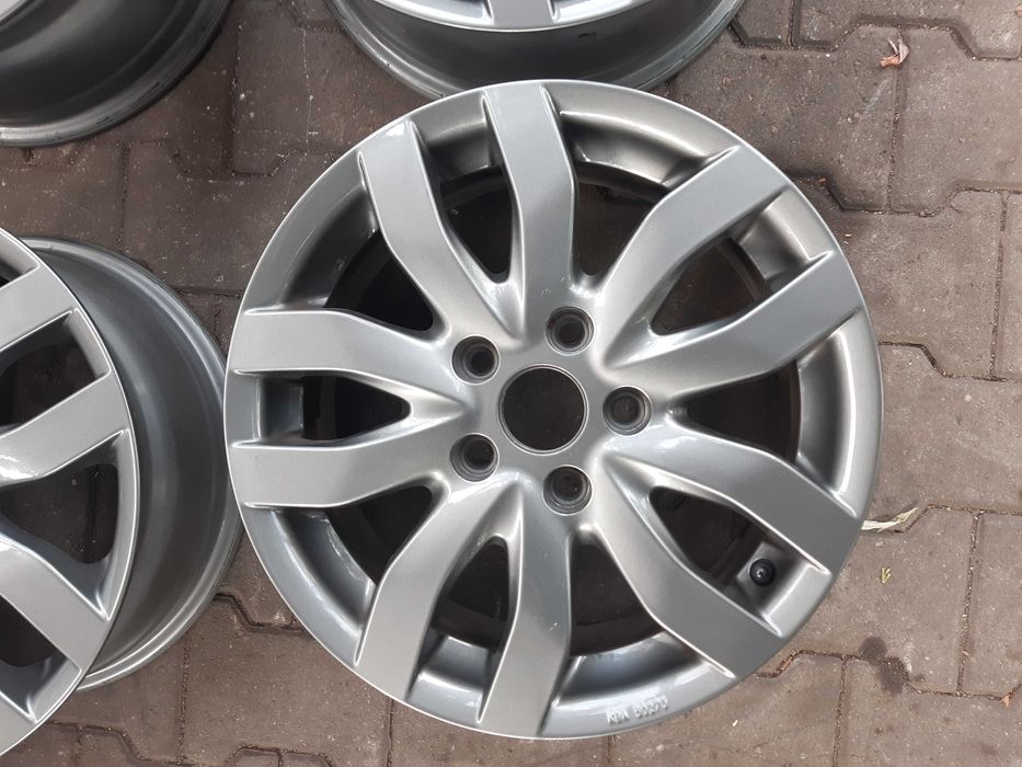 Felgi Alu aluminiowe 16'' 5x114,3 Toyota Jak Nowe Wrocław