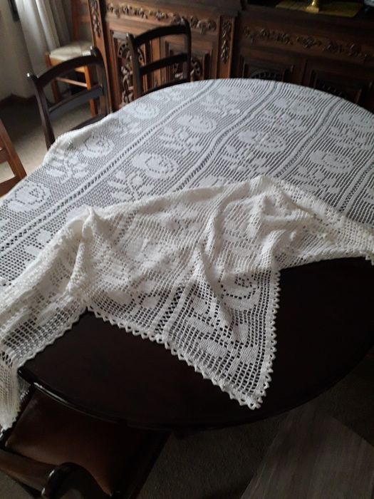 Colcha de cama em crochet nova(LER ANUNCIO)