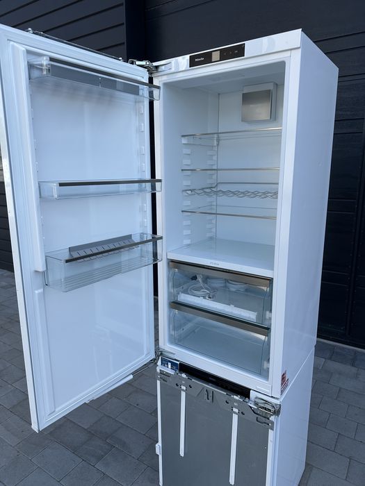 190 см!Вбудований холодильник Miele K7347c IFND 3503