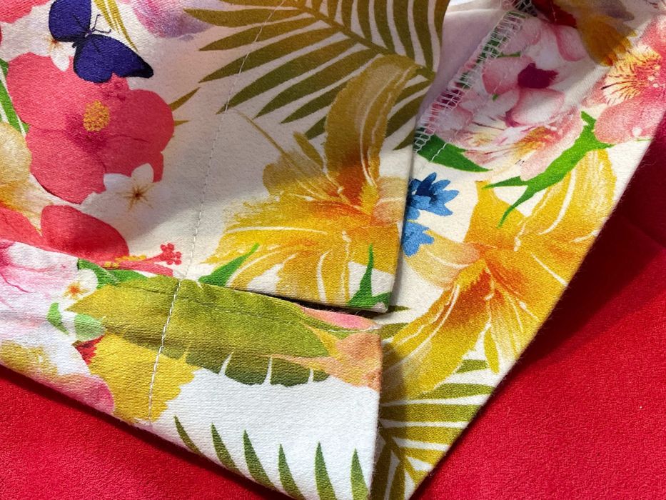 Spodnie damskie letnie, wzór w kwiaty, rozm. L/XL, Sara Lindholm