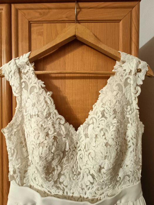 Suknia ślubna 38/40 M/L