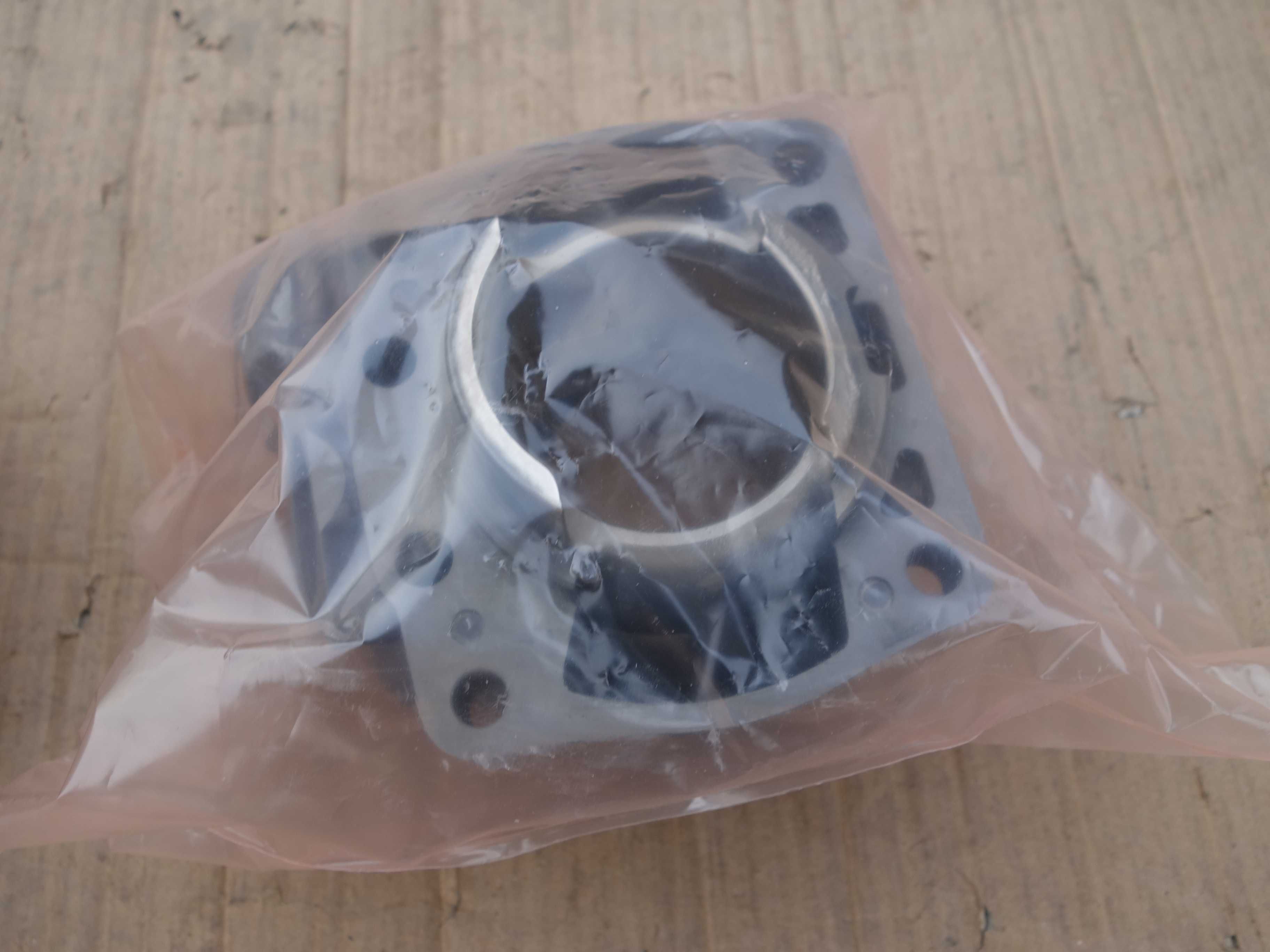 Cylinder HONDA CR 250 R Nowy Oryginalny od 2002 do 2003