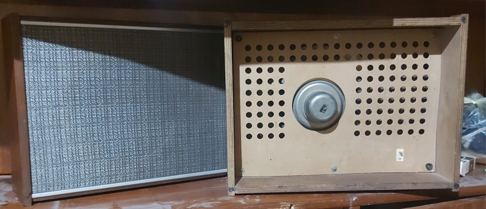 Виниловый проигрыватель Akords Stereo с колонками