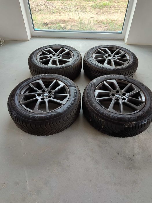Komplet kół do Hyundai Tucson 17 cali z zimowymi oponami (5x114,3)