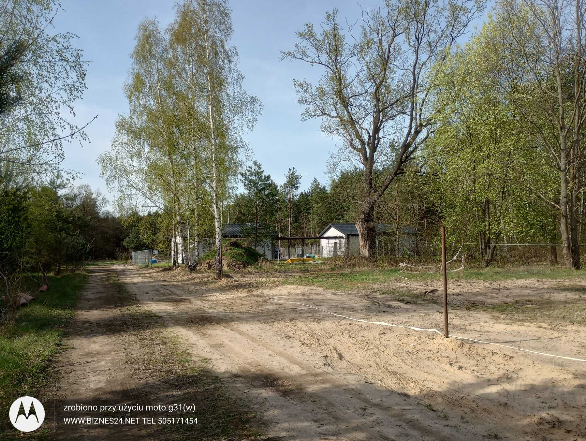 Działka 1030m w lesie Radzymin Załubice Arciechów ok 1 km do plaży