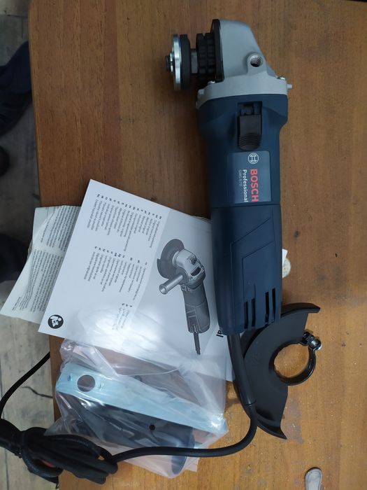 Продам КШМ (болгарку) bosh 670