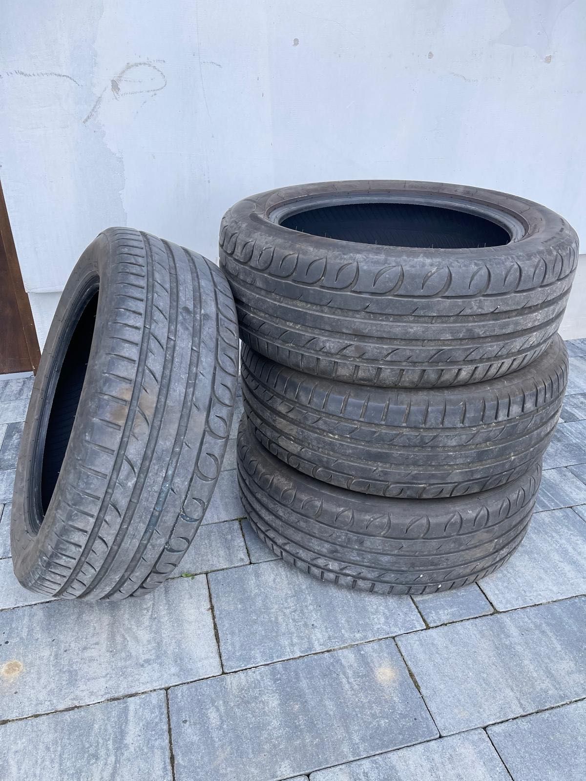 Opony letnie używane jeden sezon Kormoran 235/55 R18