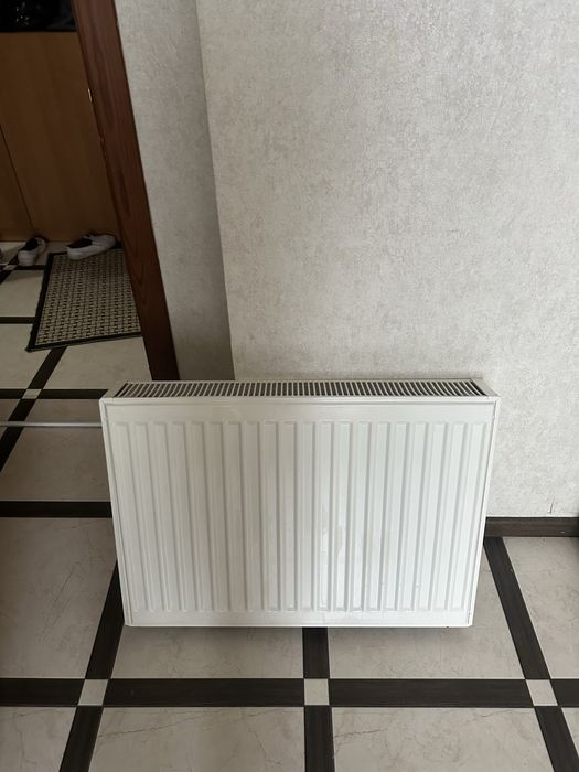 Радіатор для. опалення 2 шт