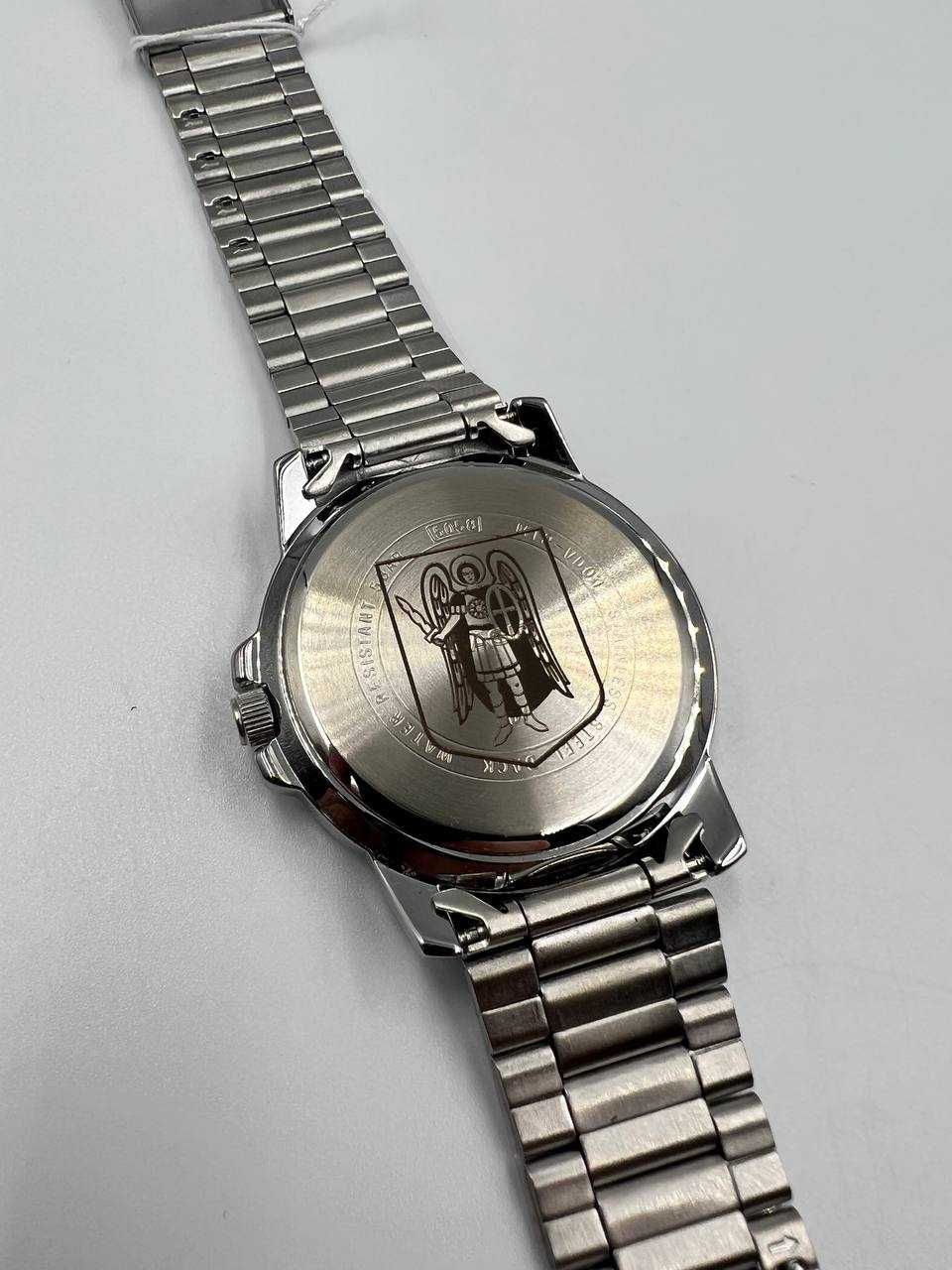 Годинник з гравіруванням, іменний годинник, годинник з Вашим логотипом