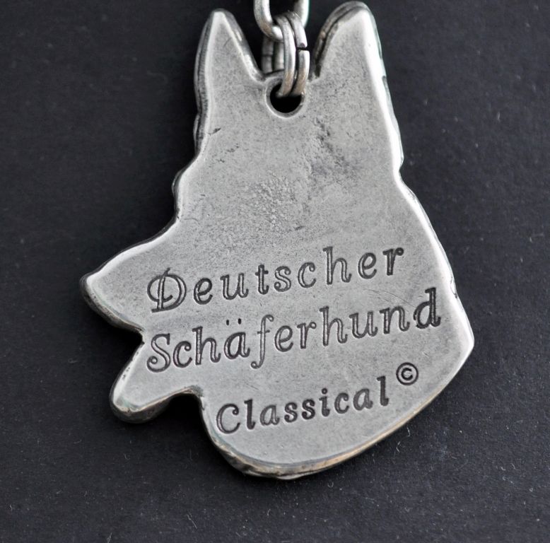 owczarek niemiecki, alsatian - naszyjnik z psem w pudełku prezentowym