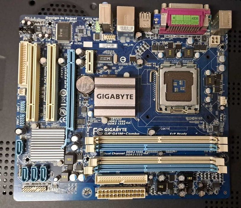 Ati radcon hd 5670 1gb memoria